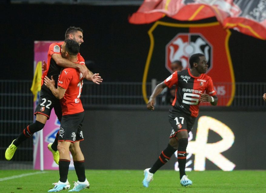 开云APP-山东泰山关键时刻迎来里程碑；志在法甲名次提升；更衣室稳定；临场指挥获称赞(泰安足球俱乐部)